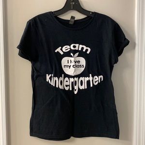 Team kindergarten- I love my class t-shirt size m